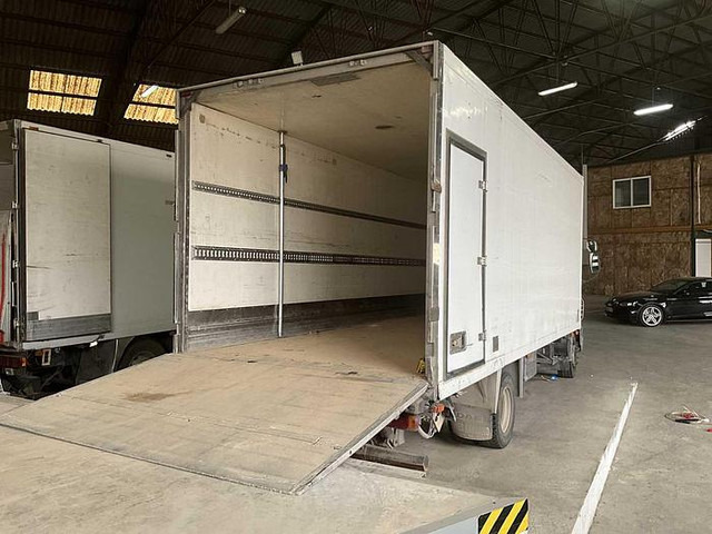 DAF AE 45 LF 3 12 - Camion frigorifique: photos 4 DAF AE 45 LF 3 12 - Camion frigorifique: photos 4