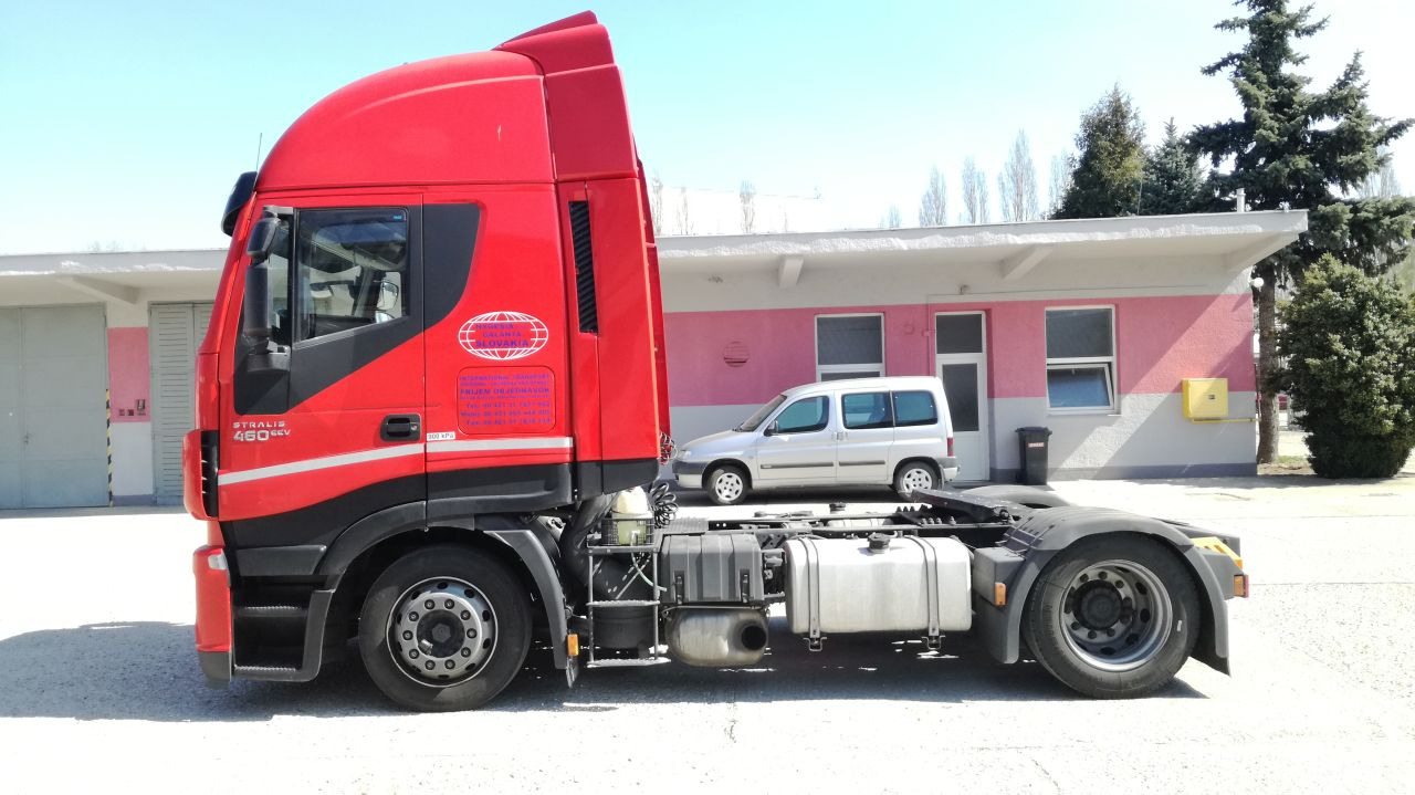 IVECO AS440T/FP-LT - Tracteur routier: photos 3 IVECO AS440T/FP-LT - Tracteur routier: photos 3