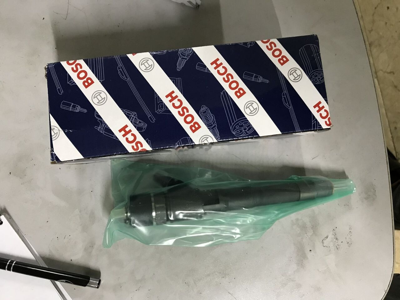 Bosch 2018 WLLA-13-H50 for Ford BOSCH automobile - Pompe haute pression pour Voiture: photos 1 Bosch 2018 WLLA-13-H50 for Ford BOSCH automobile - Pompe haute pression pour Voiture: photos 1
