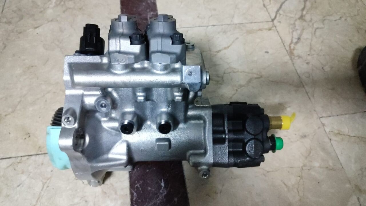 Scania 2024 2478832 2836838 Scania 2020-2024 truck - Pompe à carburant pour Camion: photos 1 Scania 2024 2478832 2836838 Scania 2020-2024 truck - Pompe à carburant pour Camion: photos 1