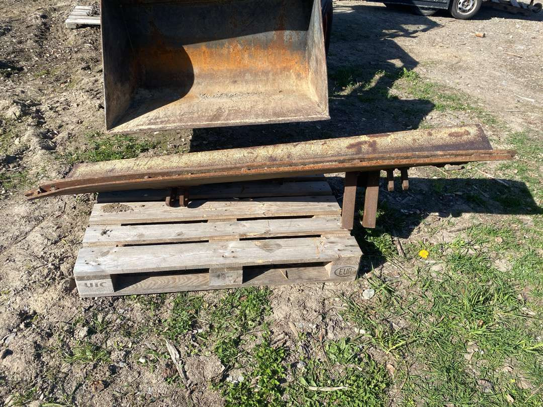 1975 Volvo BM T500 traktor med frontlaster - Tracteur agricole: photos 4 1975 Volvo BM T500 traktor med frontlaster - Tracteur agricole: photos 4