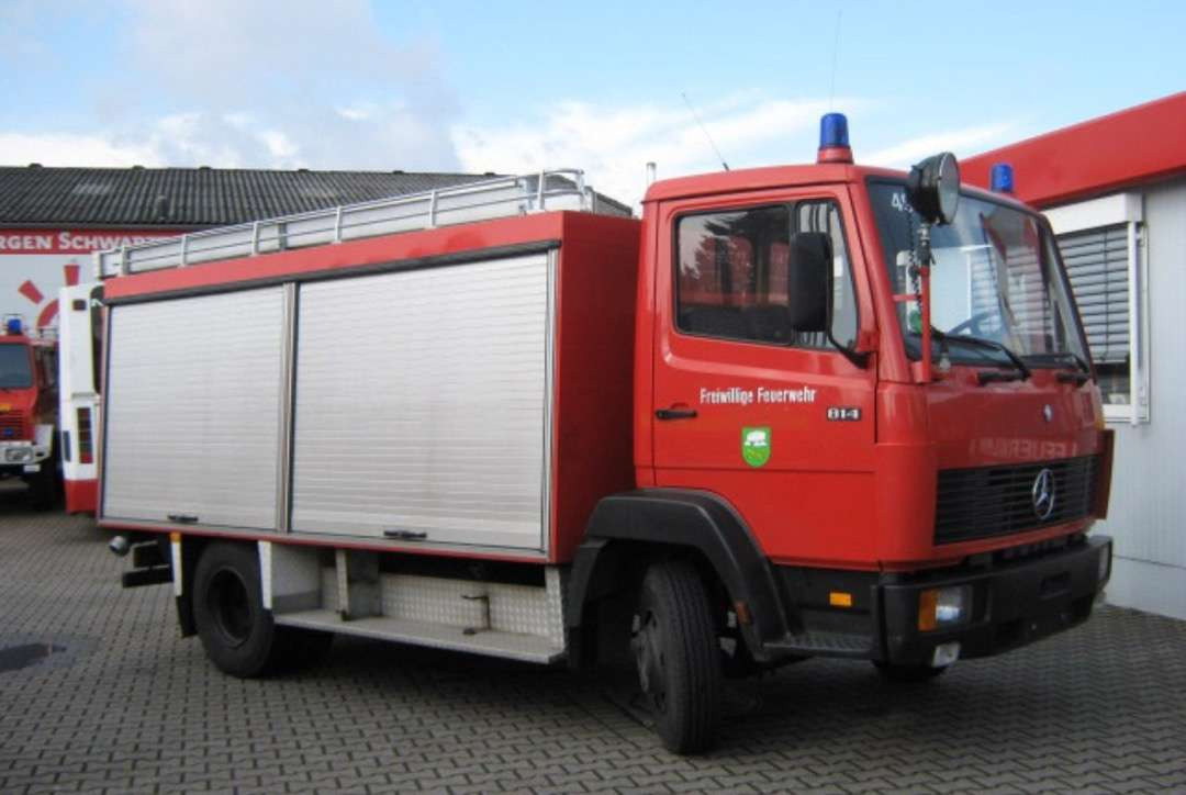 1989 Mercedes-Benz 814 / Redningsbil - Camion de pompier: photos 1 1989 Mercedes-Benz 814 / Redningsbil - Camion de pompier: photos 1