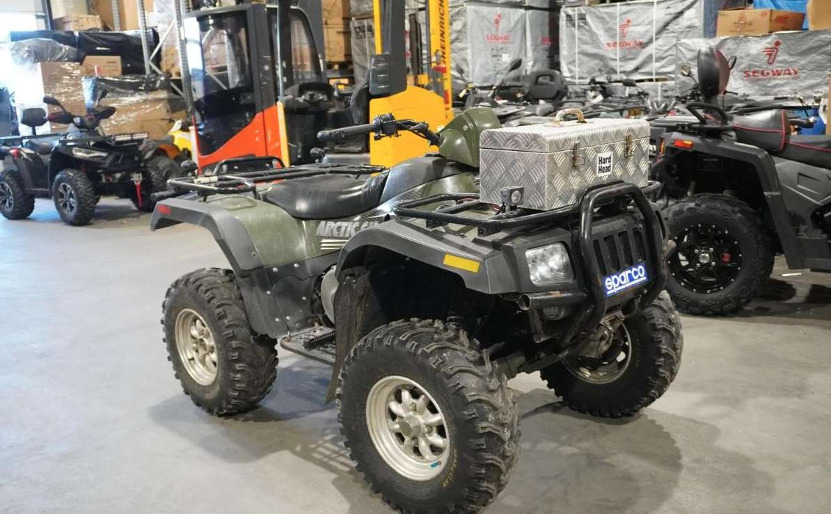 2005 ATV Artic Cat 375 ccm-Vinsj - Tracteur agricole: photos 2 2005 ATV Artic Cat 375 ccm-Vinsj - Tracteur agricole: photos 2