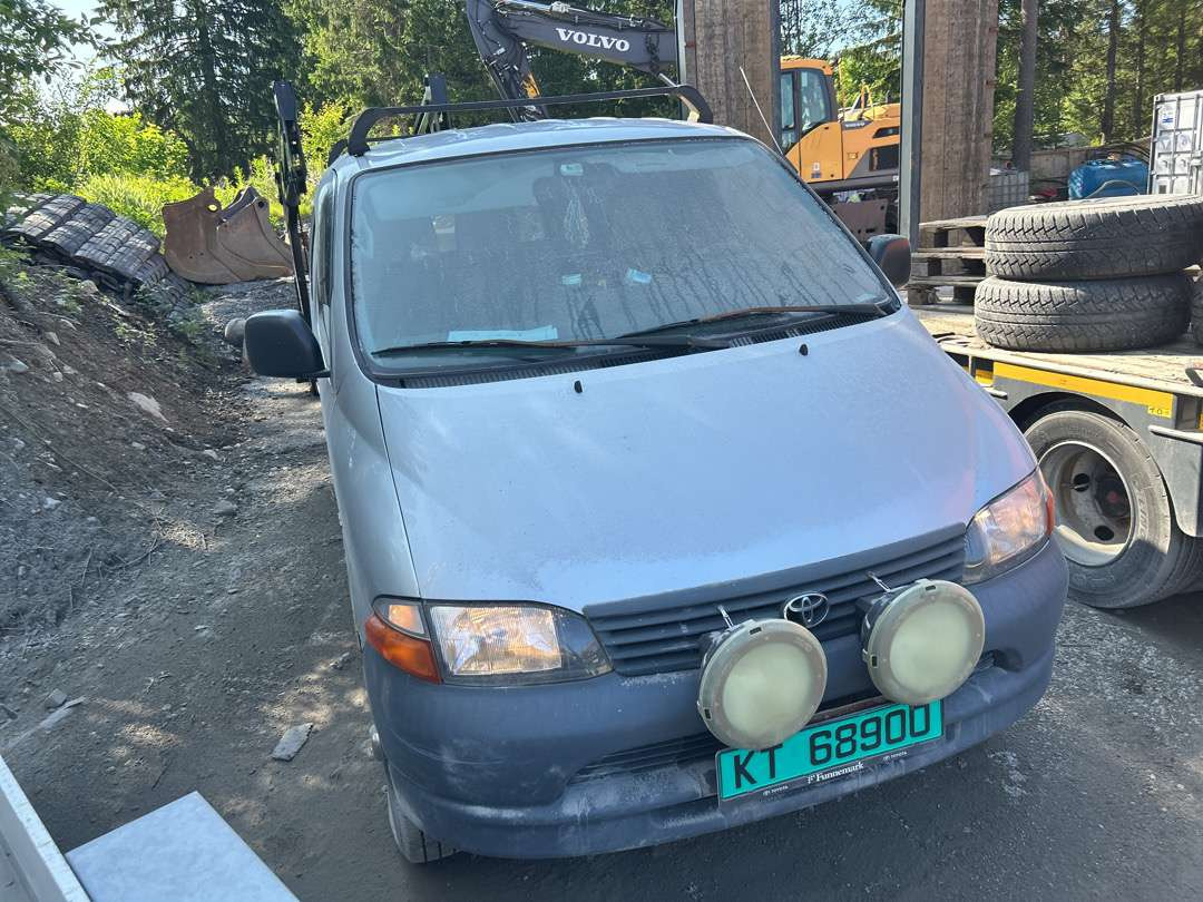 2005 Varebil TOYOTA HIACE 4WD EU-Godkjent - Fourgon utilitaire: photos 2 2005 Varebil TOYOTA HIACE 4WD EU-Godkjent - Fourgon utilitaire: photos 2