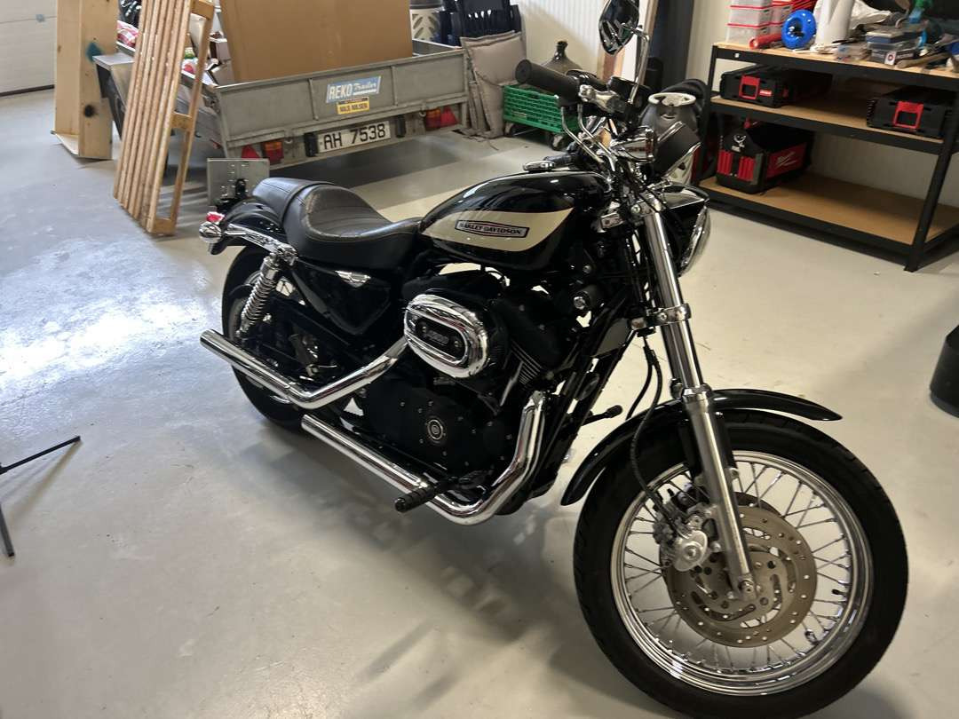 2006 Harley-Davidson XL Sportster 1200 Roadster - Remorque pour moto: photos 1 2006 Harley-Davidson XL Sportster 1200 Roadster - Remorque pour moto: photos 1