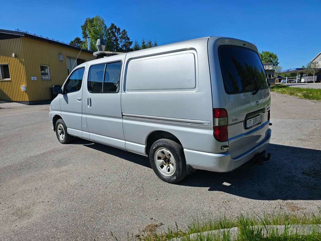 Voiture 2009 Personbil Toyota Hiace 4 WD Lang type 9 seter EU-Godkjent: photos 7