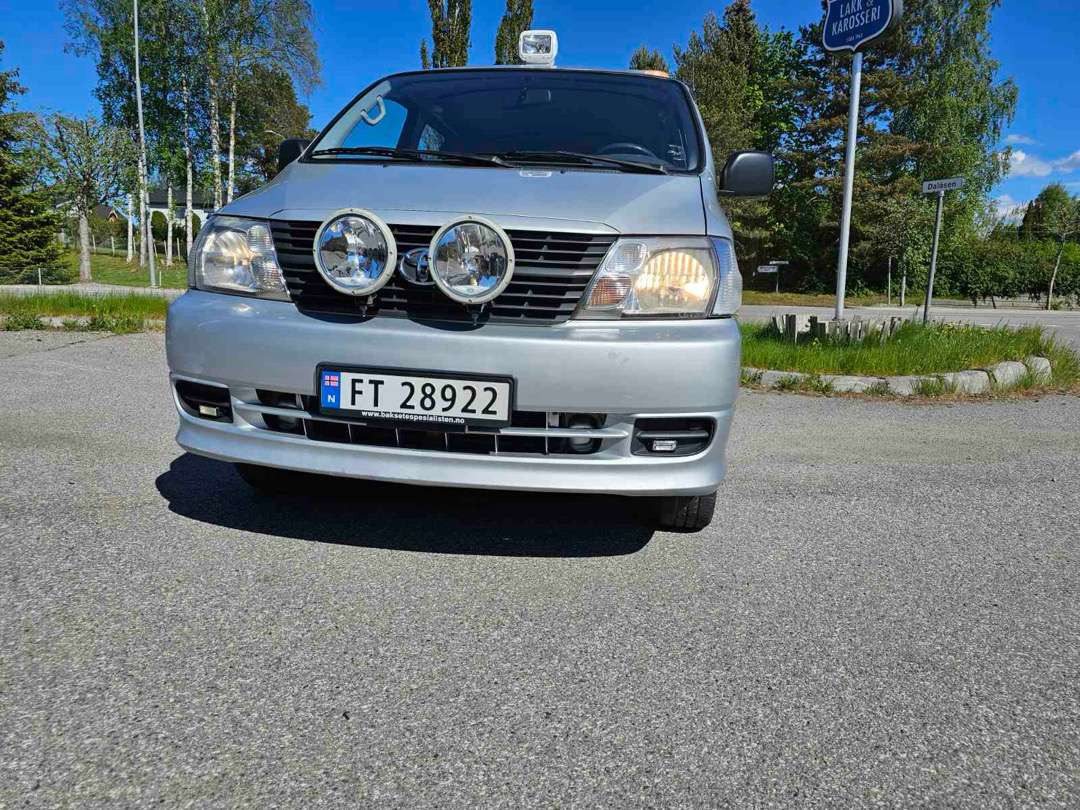 Voiture 2009 Personbil Toyota Hiace 4 WD Lang type 9 seter EU-Godkjent: photos 10