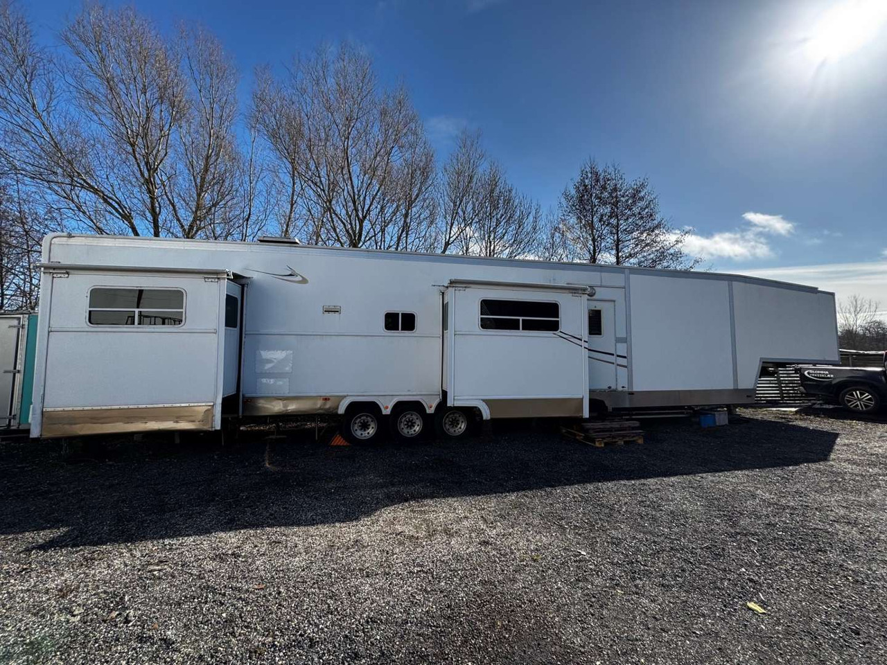 2012 5th Wheel Luxury RV / Husvogn / 16,5 m - Caravane: photos 1 2012 5th Wheel Luxury RV / Husvogn / 16,5 m - Caravane: photos 1