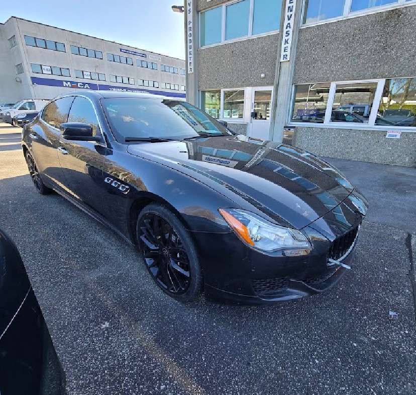 2014 Maserati Quattroporte S Q4 3.0L twin-turbo V6 // 411 hk // AWD // Automat - Berline: photos 2 2014 Maserati Quattroporte S Q4 3.0L twin-turbo V6 // 411 hk // AWD // Automat - Berline: photos 2