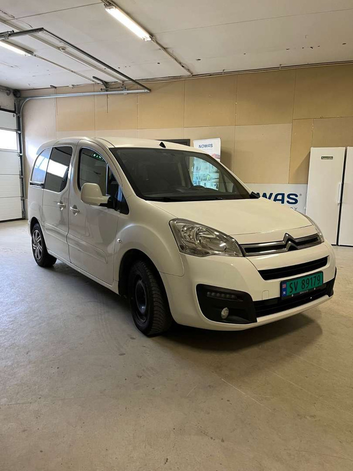 2018 Varebil Citroën Berlingo EU-Godkjent - Voiture: photos 2 2018 Varebil Citroën Berlingo EU-Godkjent - Voiture: photos 2
