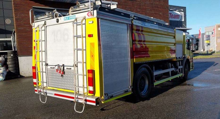 2005 Mercedes-Benz Econic 1833L / 2,50m høyde / Water tanker / Firetruck - Autre matériel: photos 2 2005 Mercedes-Benz Econic 1833L / 2,50m høyde / Water tanker / Firetruck - Autre matériel: photos 2