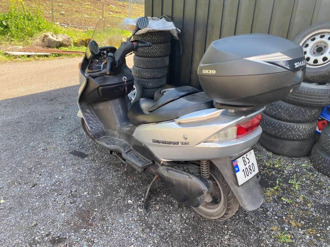 Suzuki Burgman UH 125//Lett MC - Remorque pour moto: photos 4 Suzuki Burgman UH 125//Lett MC - Remorque pour moto: photos 4