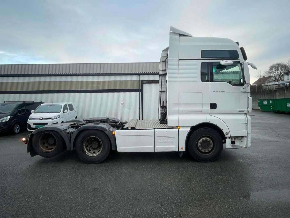 2016 MAN TGX 28.560 - Tracteur routier: photos 4 2016 MAN TGX 28.560 - Tracteur routier: photos 4