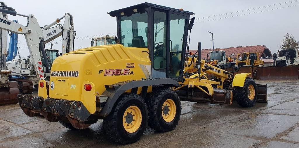 New Holland F 106.6 A - Niveleuse: photos 4 New Holland F 106.6 A - Niveleuse: photos 4