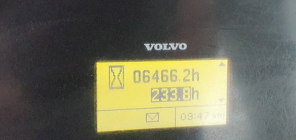 Volvo L 30 G - Chargeuse sur pneus: photos 3 Volvo L 30 G - Chargeuse sur pneus: photos 3