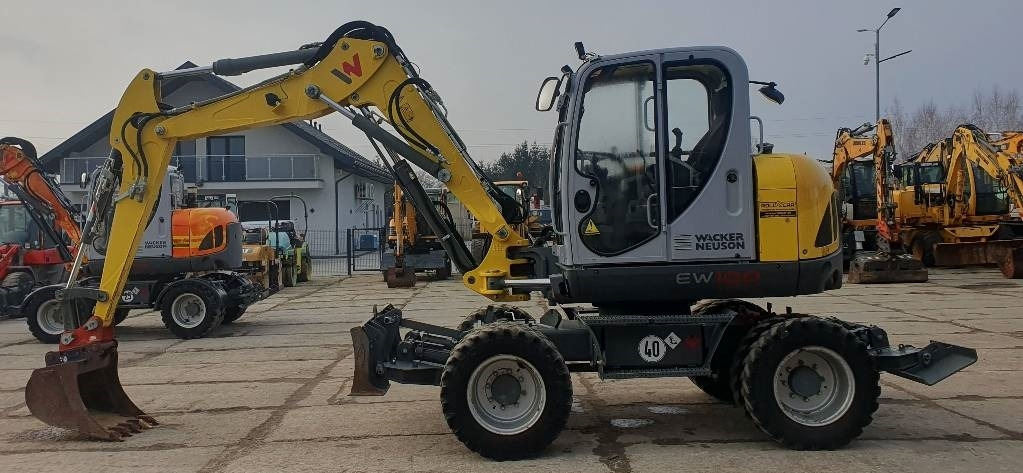 Wacker EW100 - Pelle sur pneus: photos 2 Wacker EW100 - Pelle sur pneus: photos 2