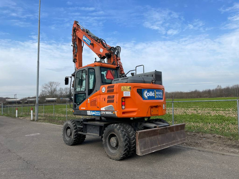 Doosan DX165W-5 - Pelle sur pneus: photos 3 Doosan DX165W-5 - Pelle sur pneus: photos 3