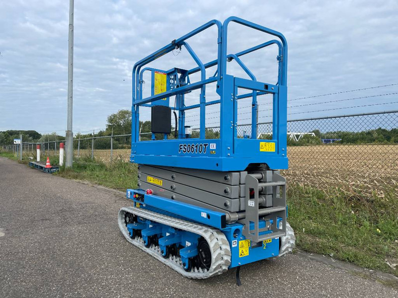 Fronteq FS0610T Tracked Scissor Lift - Nacelle ciseaux: photos 2 Fronteq FS0610T Tracked Scissor Lift - Nacelle ciseaux: photos 2