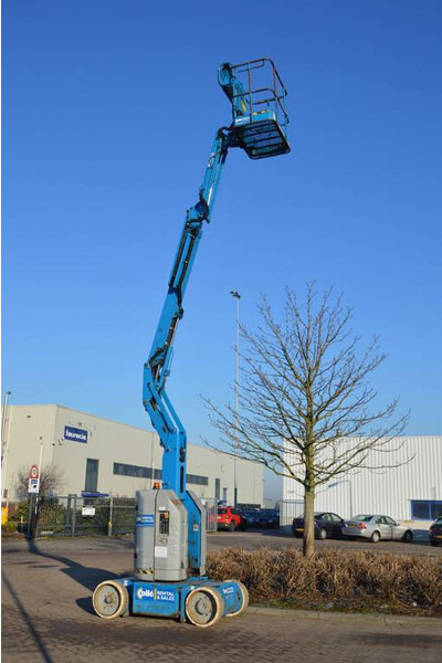 Genie Z-30/20N | 2004 - Nacelle articulée: photos 5 Genie Z-30/20N | 2004 - Nacelle articulée: photos 5