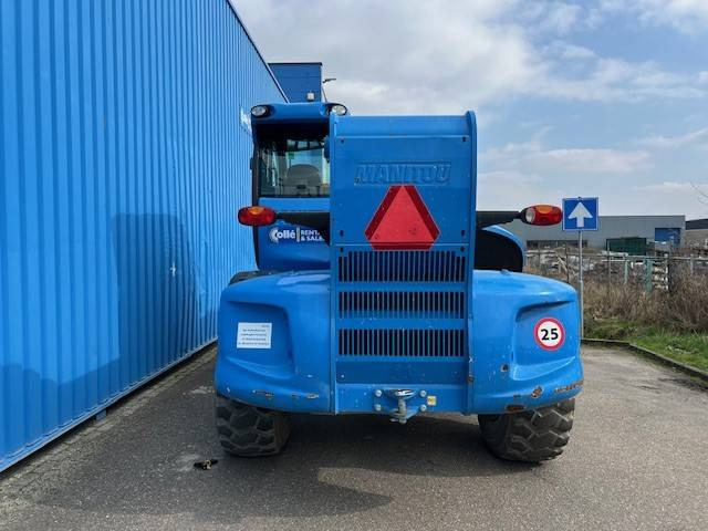 Manitou MHT 10130 | 2016 - Chariot télescopique: photos 3 Manitou MHT 10130 | 2016 - Chariot télescopique: photos 3