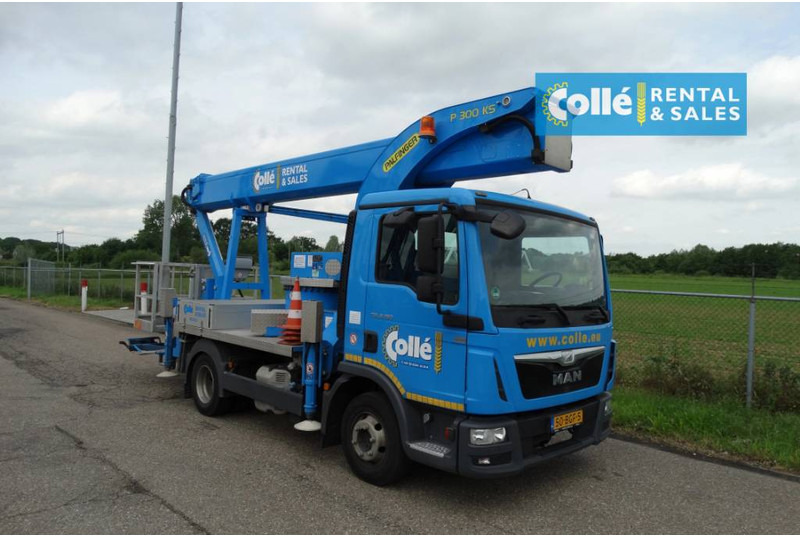 Palfinger P 300 KS | 2015 - Camion avec nacelle: photos 1 Palfinger P 300 KS | 2015 - Camion avec nacelle: photos 1