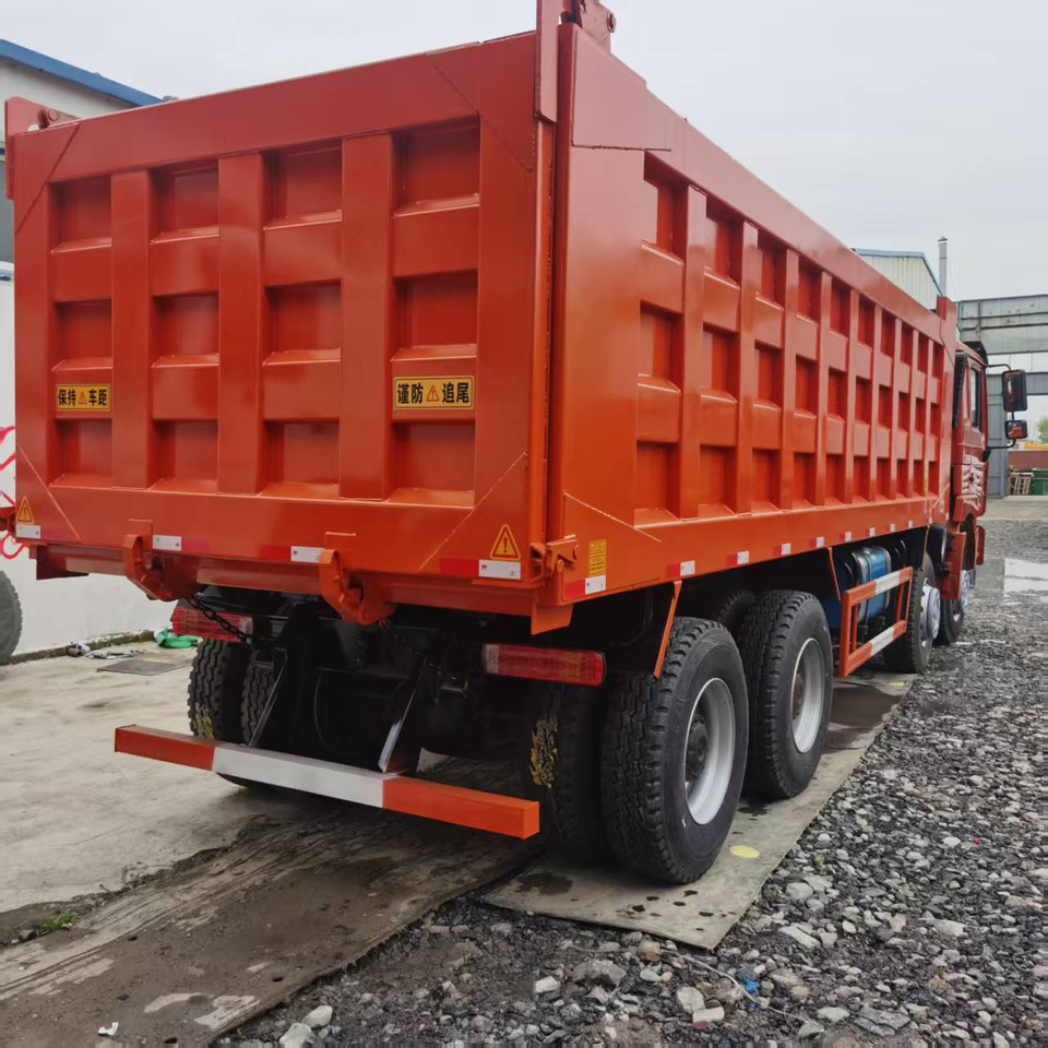 SHACMAN F3000 - Camion benne: photos 4 SHACMAN F3000 - Camion benne: photos 4