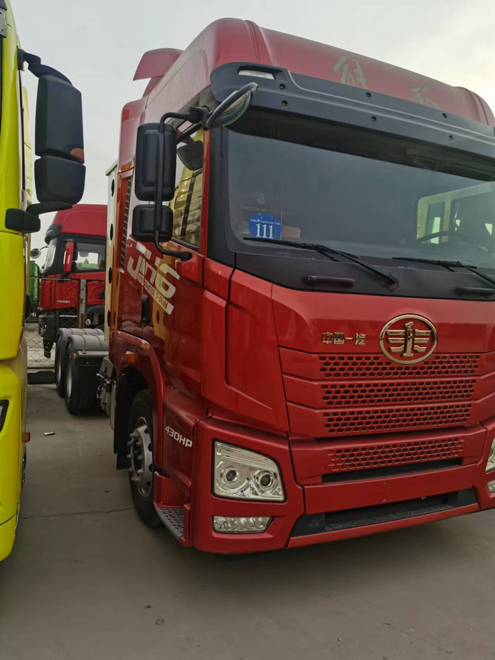 FAW JH6 - Tracteur routier: photos 2 FAW JH6 - Tracteur routier: photos 2