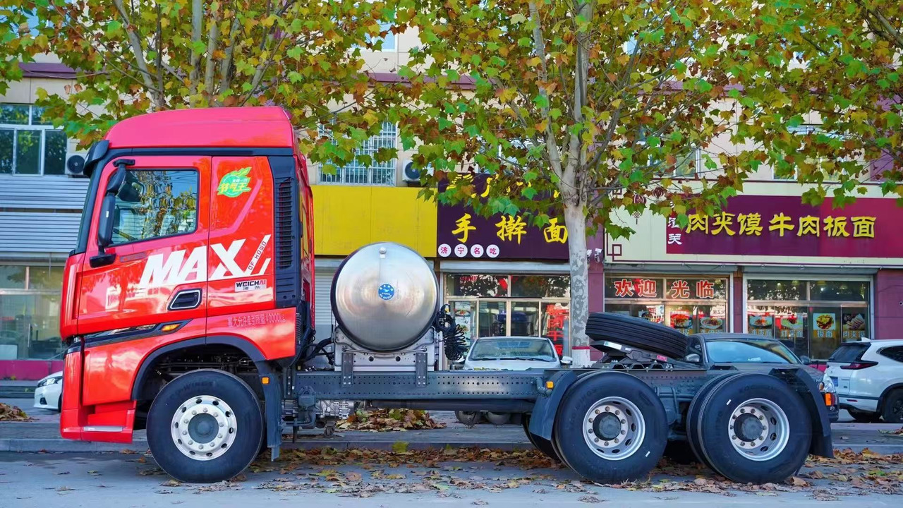 HOWO - Tracteur routier: photos 5 HOWO - Tracteur routier: photos 5