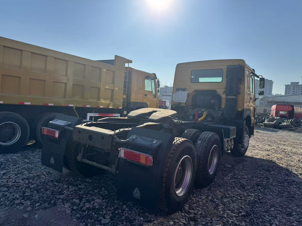 HOWO - Tracteur routier: photos 2 HOWO - Tracteur routier: photos 2