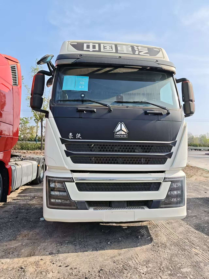 HOWO - Tracteur routier: photos 2 HOWO - Tracteur routier: photos 2