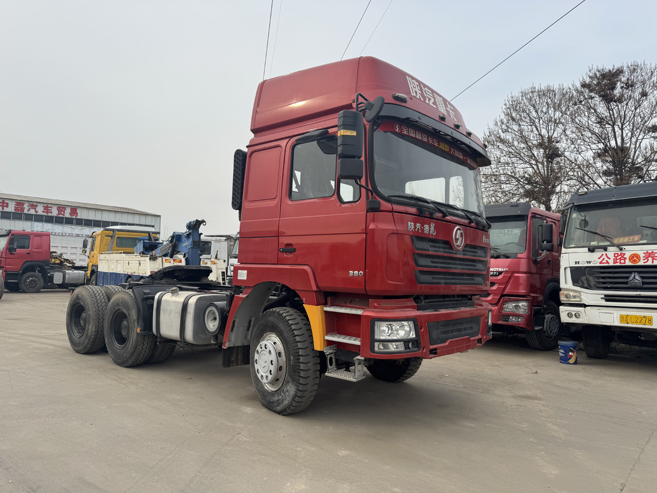 SHACMAN F3000 - Tracteur routier: photos 1 SHACMAN F3000 - Tracteur routier: photos 1