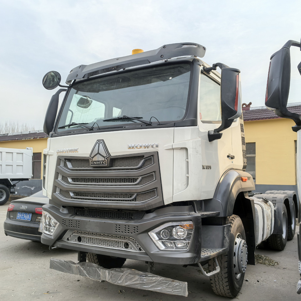 SINOTRUCK HOWO - Tracteur routier: photos 1 SINOTRUCK HOWO - Tracteur routier: photos 1