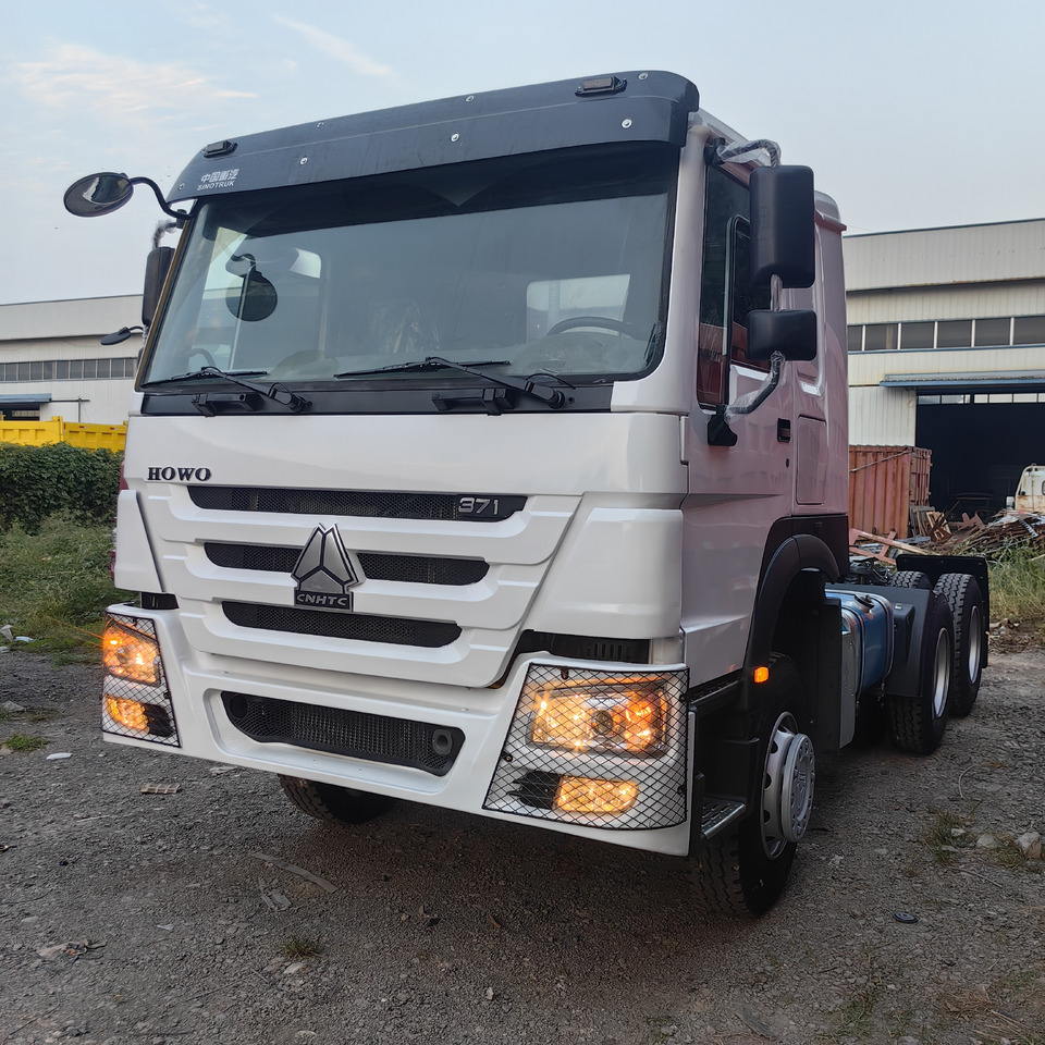 SINOTRUCK HOWO - Tracteur routier: photos 2 SINOTRUCK HOWO - Tracteur routier: photos 2