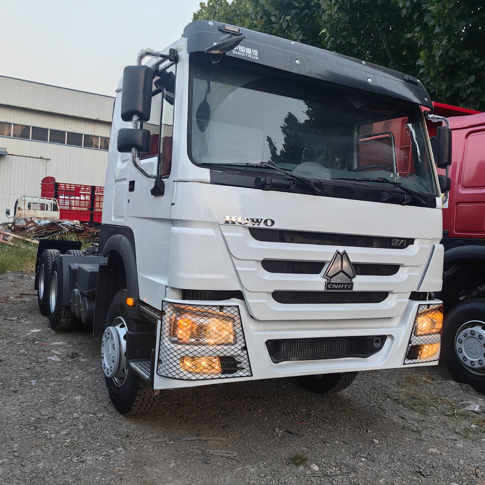 SINOTRUCK HOWO - Tracteur routier: photos 1 SINOTRUCK HOWO - Tracteur routier: photos 1