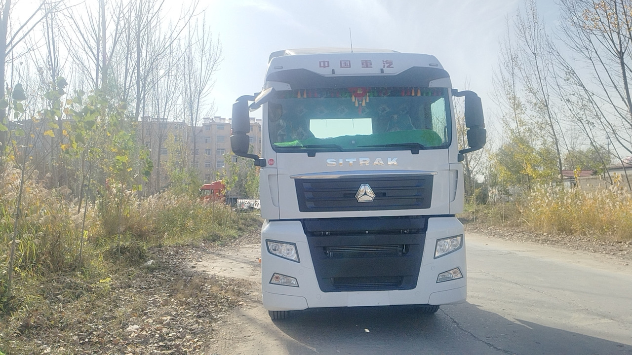 SITRAK - Tracteur routier: photos 2 SITRAK - Tracteur routier: photos 2