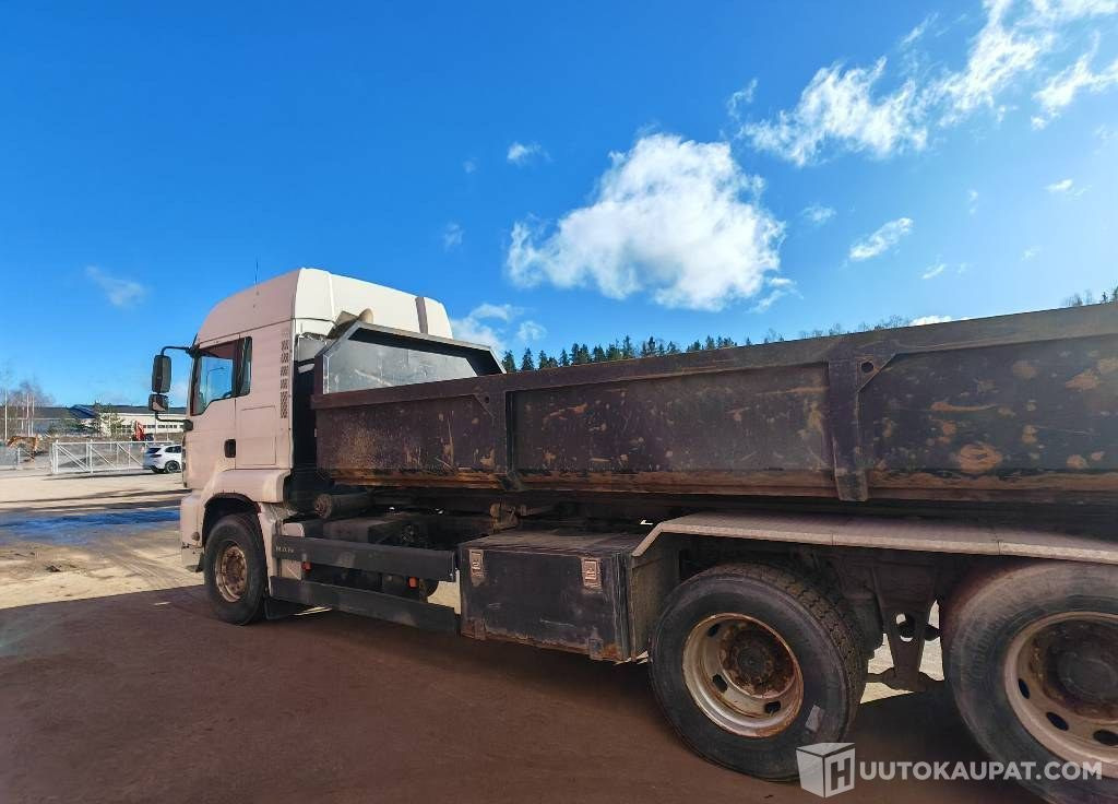 MAN TGA 28.430, 2006, 10.5 l, 550 000 km Kuorma-auto Juuri katsastettu, Kerava - Camion: photos 3 MAN TGA 28.430, 2006, 10.5 l, 550 000 km Kuorma-auto Juuri katsastettu, Kerava - Camion: photos 3