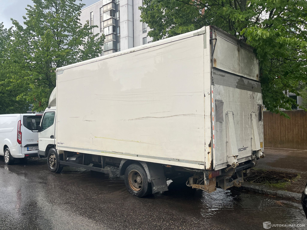Mitsubishi Canter, kuorma-auto, lähes vuoden leimalla, 2009, Helsinki - Camion: photos 5 Mitsubishi Canter, kuorma-auto, lähes vuoden leimalla, 2009, Helsinki - Camion: photos 5