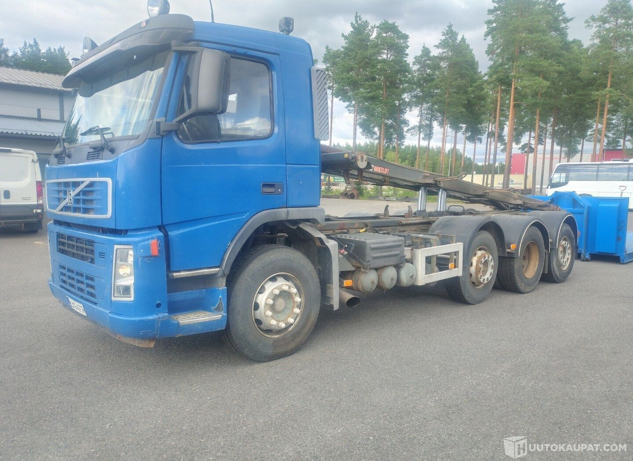 Volvo FM12 vaihtolava-auto, kats.voimassa 9/26 asti, 2004, Eura - Camion: photos 1 Volvo FM12 vaihtolava-auto, kats.voimassa 9/26 asti, 2004, Eura - Camion: photos 1