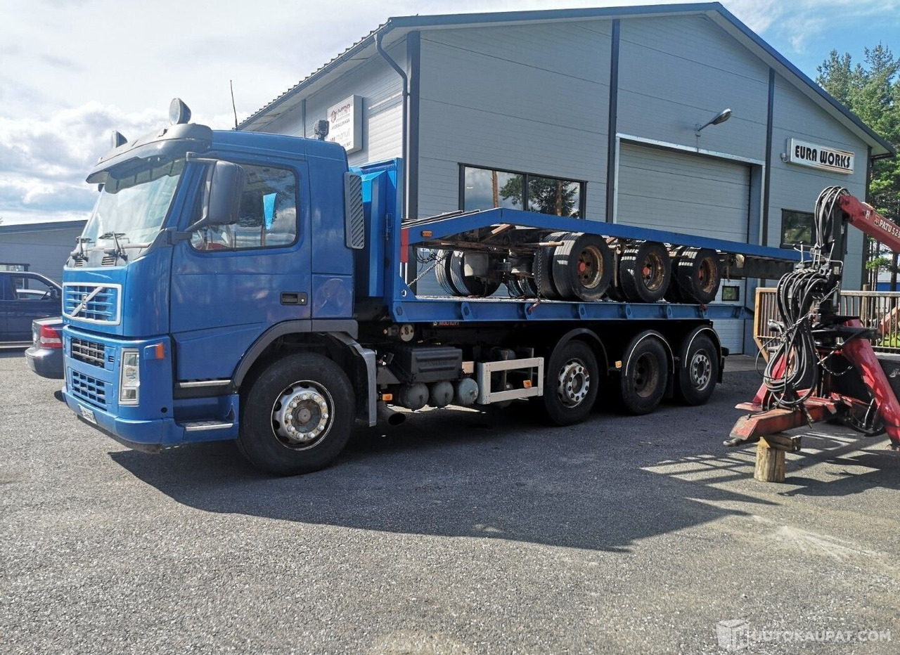 Volvo FM12 vaihtolava-auto, kats.voimassa 9/26 asti, 2004, Eura - Camion: photos 4 Volvo FM12 vaihtolava-auto, kats.voimassa 9/26 asti, 2004, Eura - Camion: photos 4