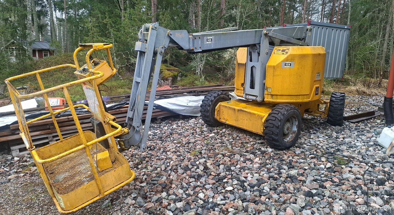 Kuukulkija Genie Z-34/22, 1998, 1.1 l, Diesel, Parainen - Engins de chantier: photos 1 Kuukulkija Genie Z-34/22, 1998, 1.1 l, Diesel, Parainen - Engins de chantier: photos 1