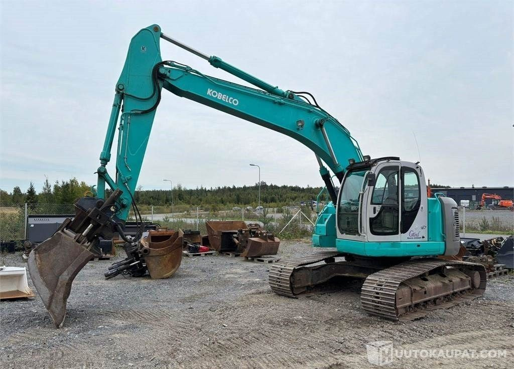 Kobelco SK235SR, 2001, 10 135 h Kaivinkone, Lempäälä - Pelle sur chenille: photos 1 Kobelco SK235SR, 2001, 10 135 h Kaivinkone, Lempäälä - Pelle sur chenille: photos 1
