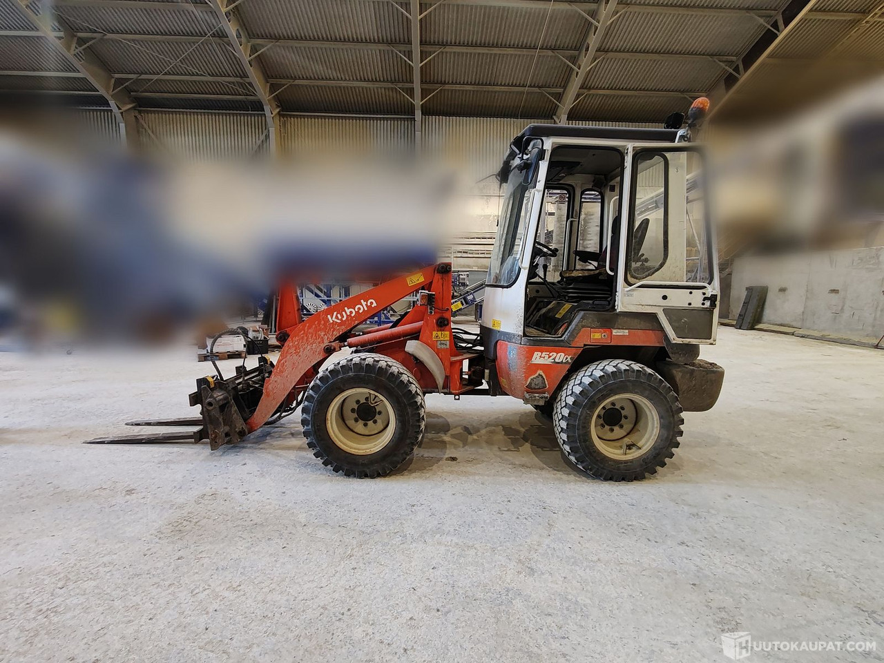 Kubota R520 kauhalla, piikeillä & harjakoneella, 2008, Nokia - Chargeuse sur pneus: photos 4 Kubota R520 kauhalla, piikeillä & harjakoneella, 2008, Nokia - Chargeuse sur pneus: photos 4