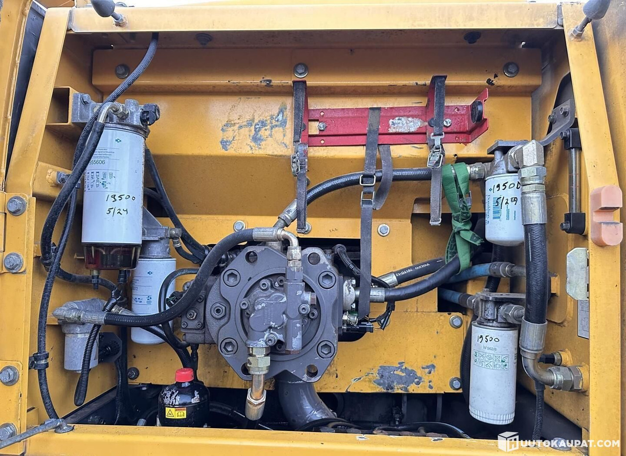 Pelle sur chenille Volvo EC210CL, tracked excavator with ripper bucket, 2007, Lahti: photos 25