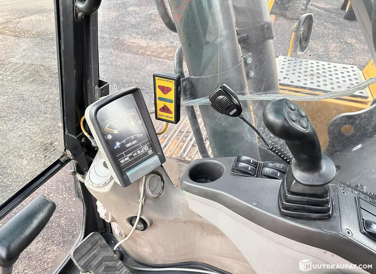 Pelle sur chenille Volvo EC210CL, tracked excavator with ripper bucket, 2007, Lahti: photos 17