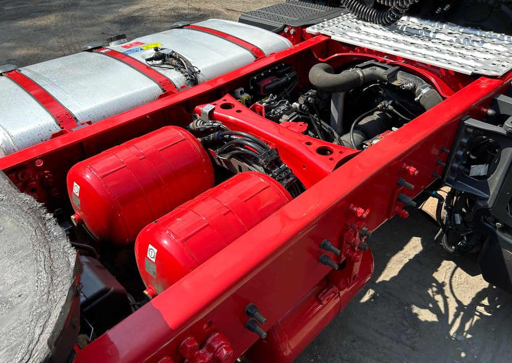 Tracteur routier Scania R450 NAUKA JAZDY RETARDER STANDARD 7300kg / DOBRA POD WYWROTKĘ / KLIMA POSTOJOWA z Niemiec HYDRAULIKA: photos 19 Tracteur routier Scania R450 NAUKA JAZDY RETARDER STANDARD 7300kg / DOBRA POD WYWROTKĘ / KLIMA POSTOJOWA z Niemiec HYDRAULIKA: photos 19