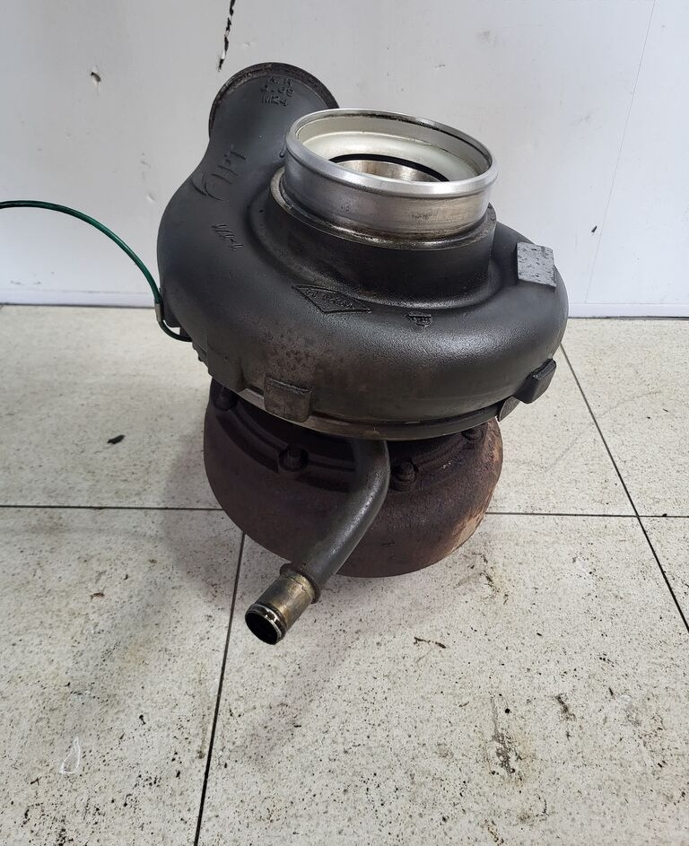 IVECO stralis curso11 IVECO cursor11 - Turbocompresseur pour Camion: photos 1 IVECO stralis curso11 IVECO cursor11 - Turbocompresseur pour Camion: photos 1