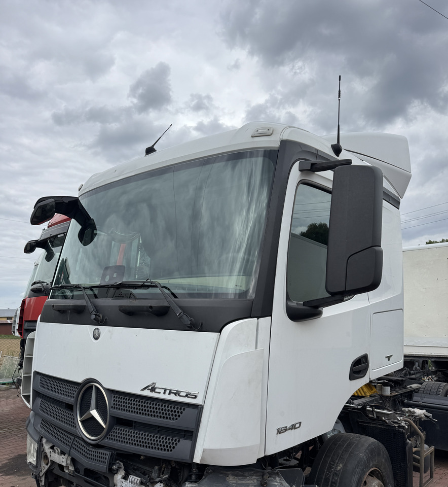 Mercedes Actros MP 4 Antos - Pièces de rechange: photos 2 Mercedes Actros MP 4 Antos - Pièces de rechange: photos 2