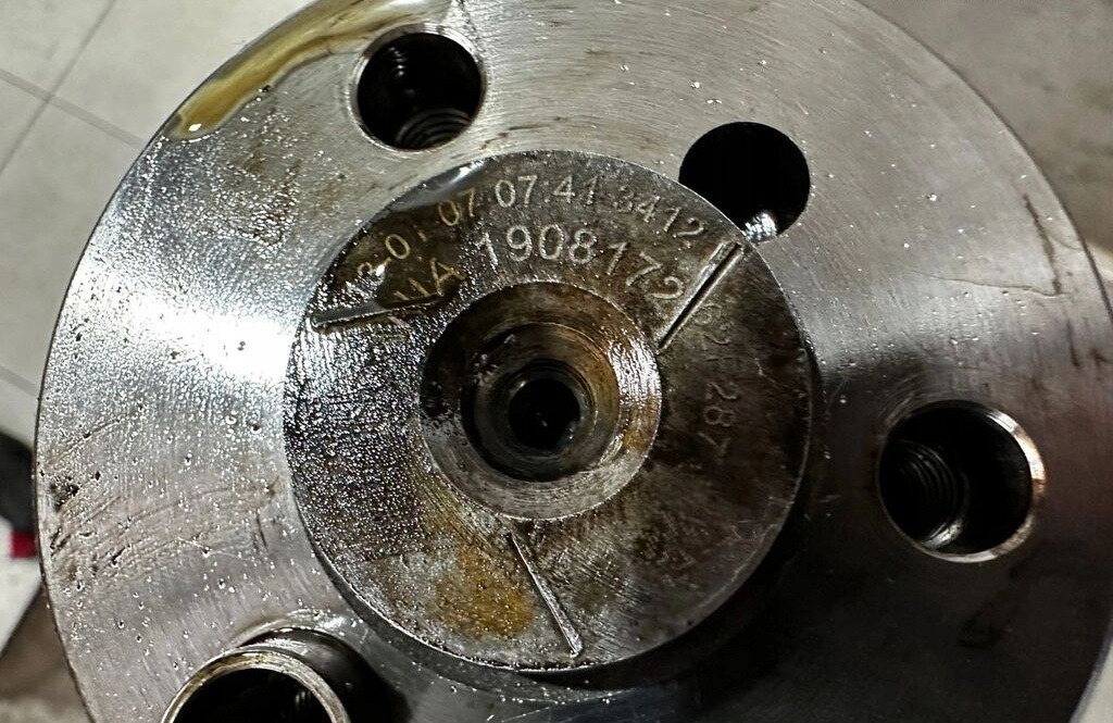 Scania R 730 V8 Scania R 730 V8 truck - Arbre à cames pour Camion: photos 5 Scania R 730 V8 Scania R 730 V8 truck - Arbre à cames pour Camion: photos 5