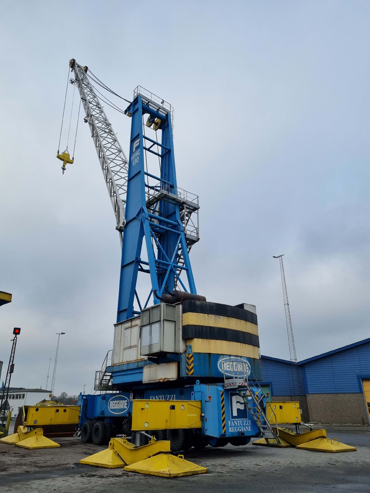 Fantuzzi MHC 130 - Équipement portuaire: photos 4 Fantuzzi MHC 130 - Équipement portuaire: photos 4