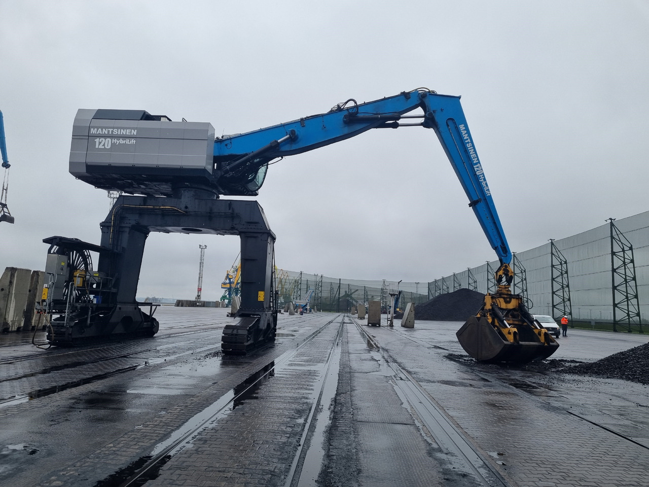 MANTSINEN 120ER HybriLift - Équipement portuaire: photos 1 MANTSINEN 120ER HybriLift - Équipement portuaire: photos 1